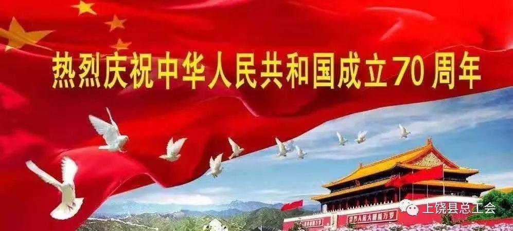 男孩单身，又高又帅，工作家庭都不错，他遇到了一个他很喜欢的类型，漂亮，身材很好，第一次见面男孩？游戏画面